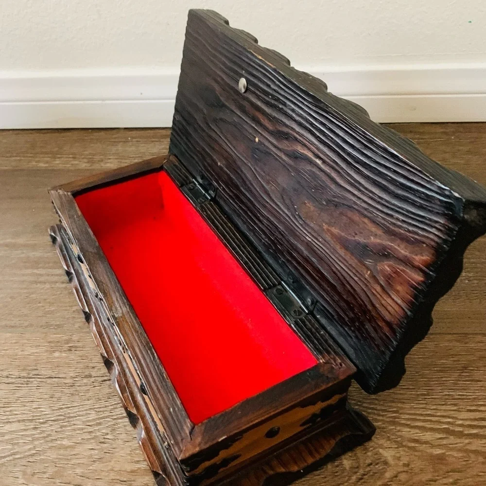 Wooden handcrafted box